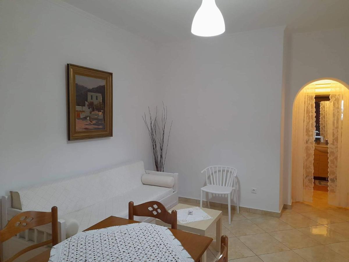 Апартаменты Matilda Milos - Cycladic Living Triovasalos Экстерьер фото